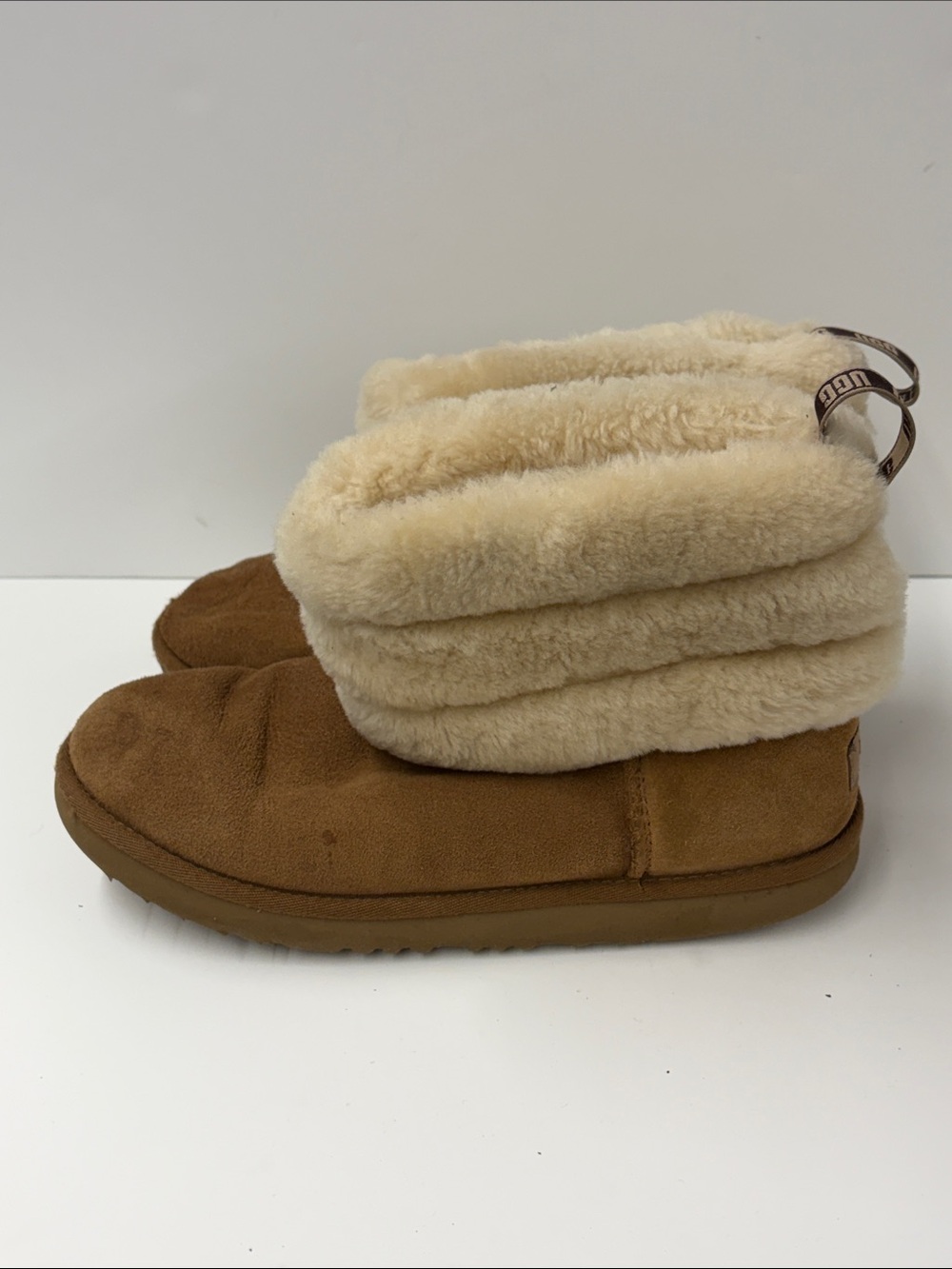 Used UGG Women’s W Fluff Mini Quilted Boots Size 6